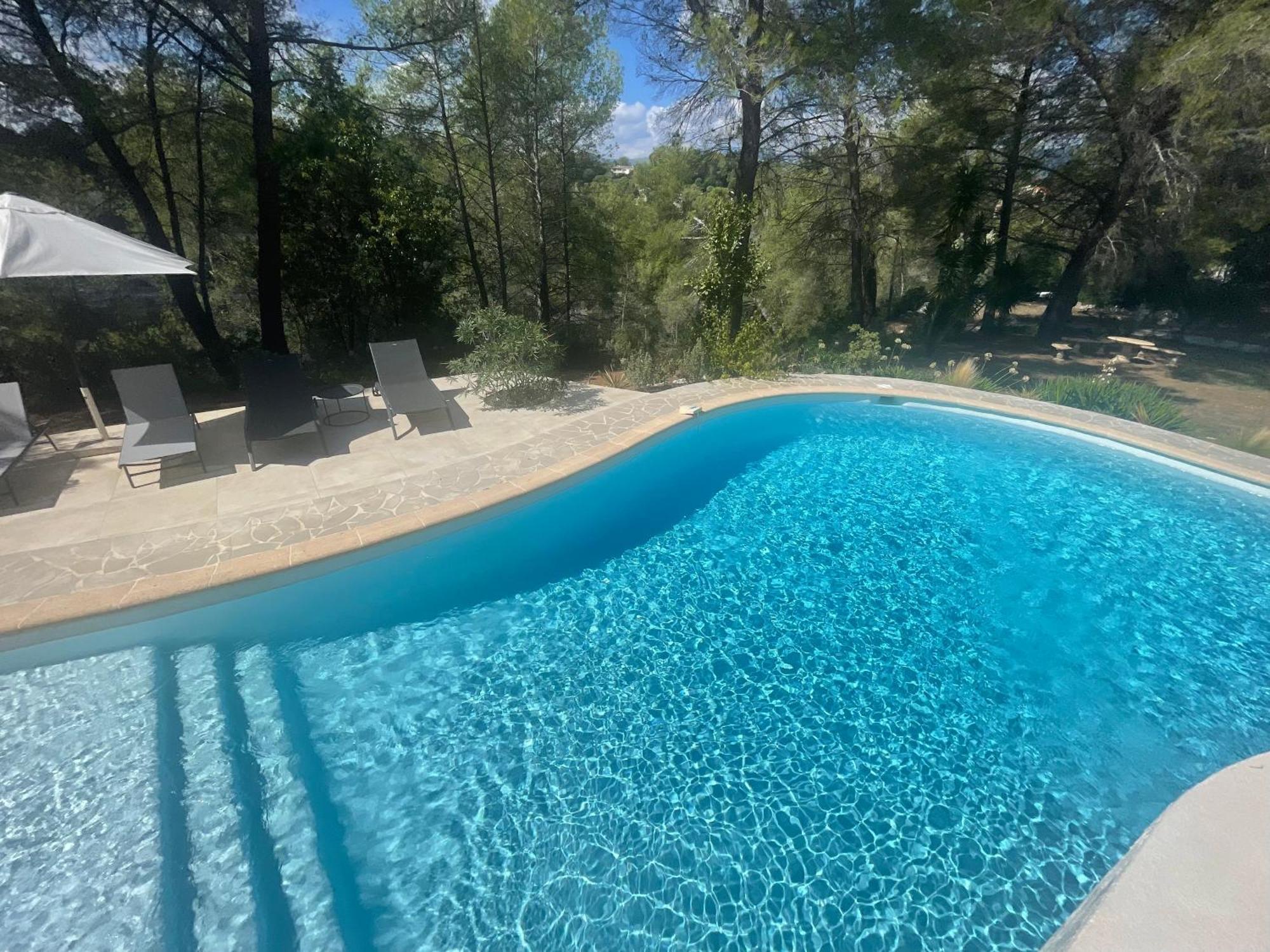 La Villa Des Carriers- Maison Avec Piscine Proche Mer Roquefort-les-Pins Exterior photo