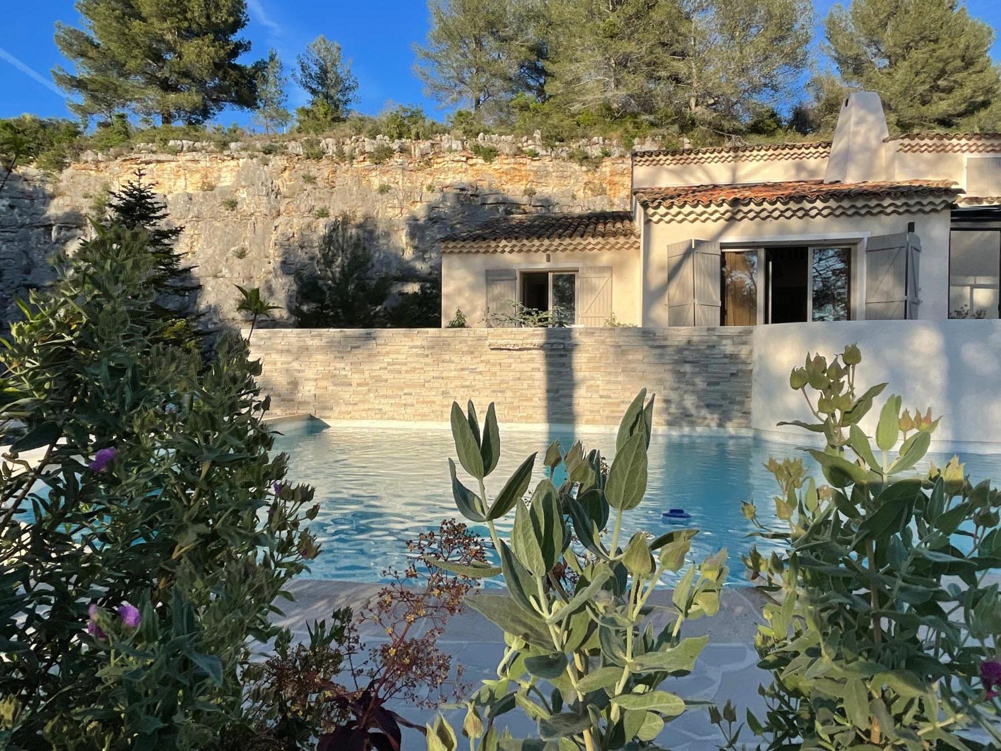 La Villa Des Carriers- Maison Avec Piscine Proche Mer Roquefort-les-Pins Exterior photo