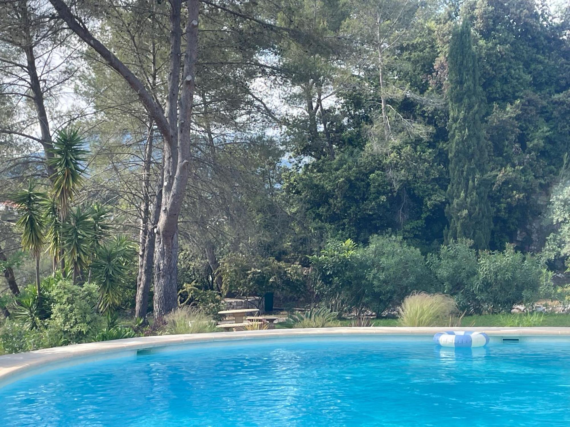 La Villa Des Carriers- Maison Avec Piscine Proche Mer Roquefort-les-Pins Exterior photo